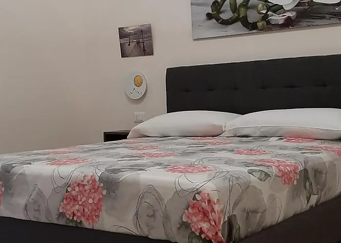 Alecatia 2 Apartment